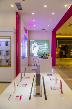 數碼產品專賣店 計算機軟硬件及輔助設備零售全解析